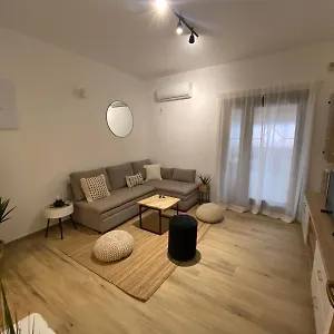 Ela I Gabi , Omišalj Kroatië